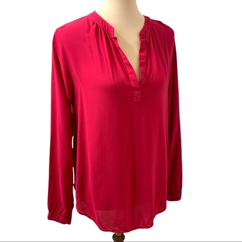 Velvet by Graham & Spencer Cranberry Pink Split Neck Long Sleeve Popover Medium - Picture 7 of 10